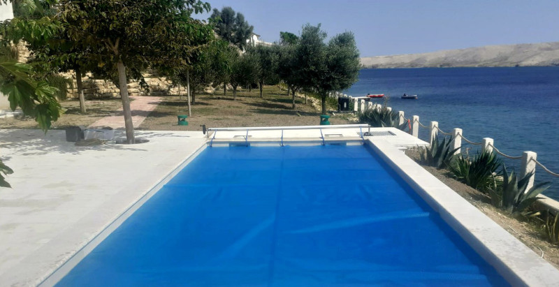 Header pokrivači za bazen