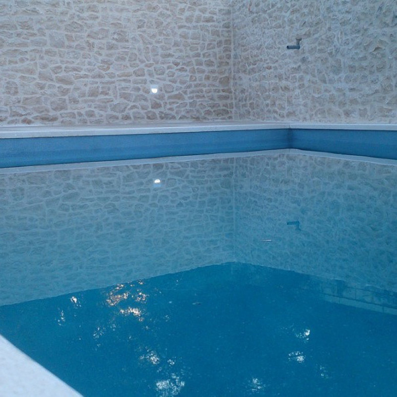 Bazen Trogir s Aquabright finishom